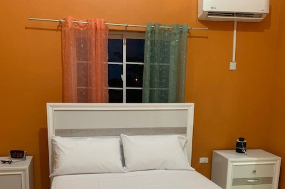 Photo of Bedroom in Plantation Village