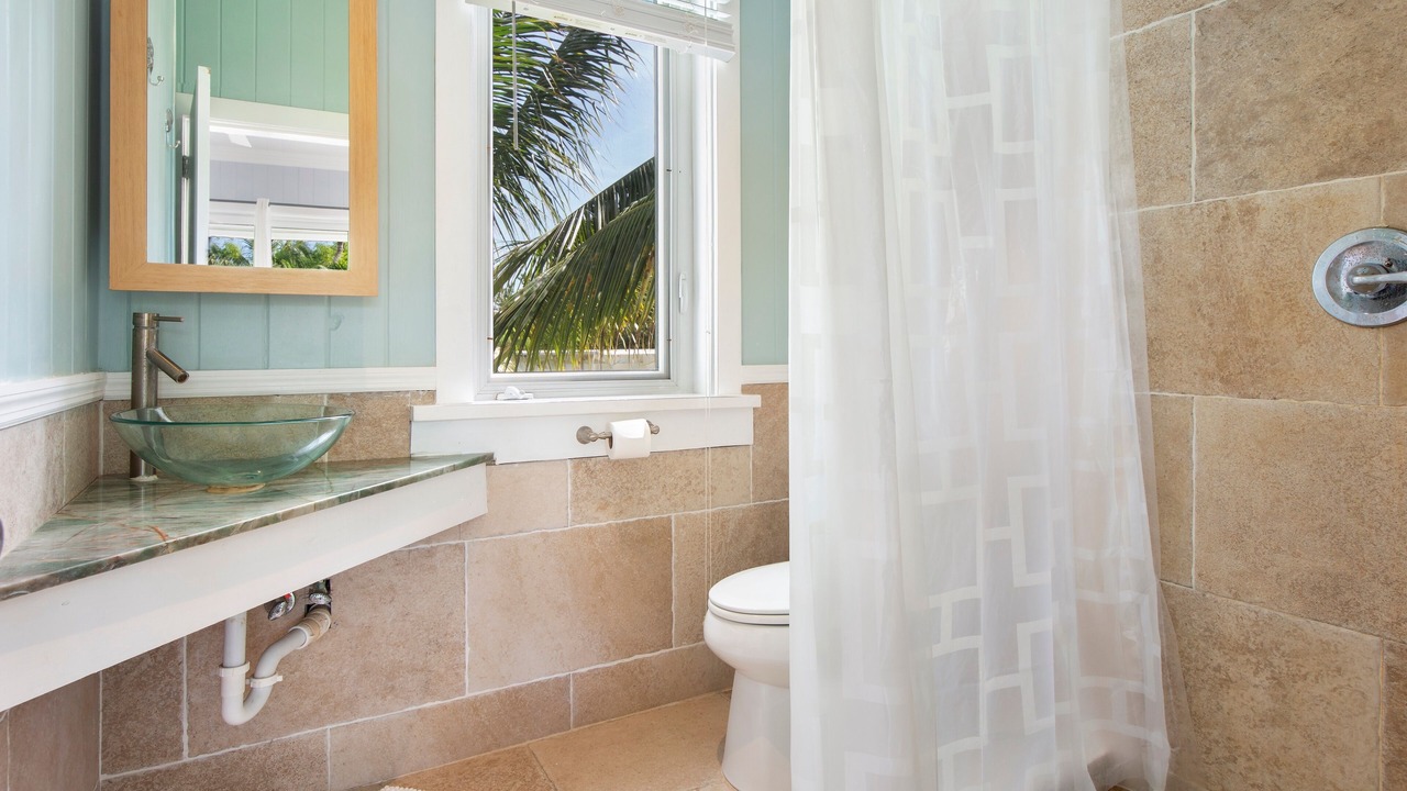 Photo of Bathroom in Governor's Harbour