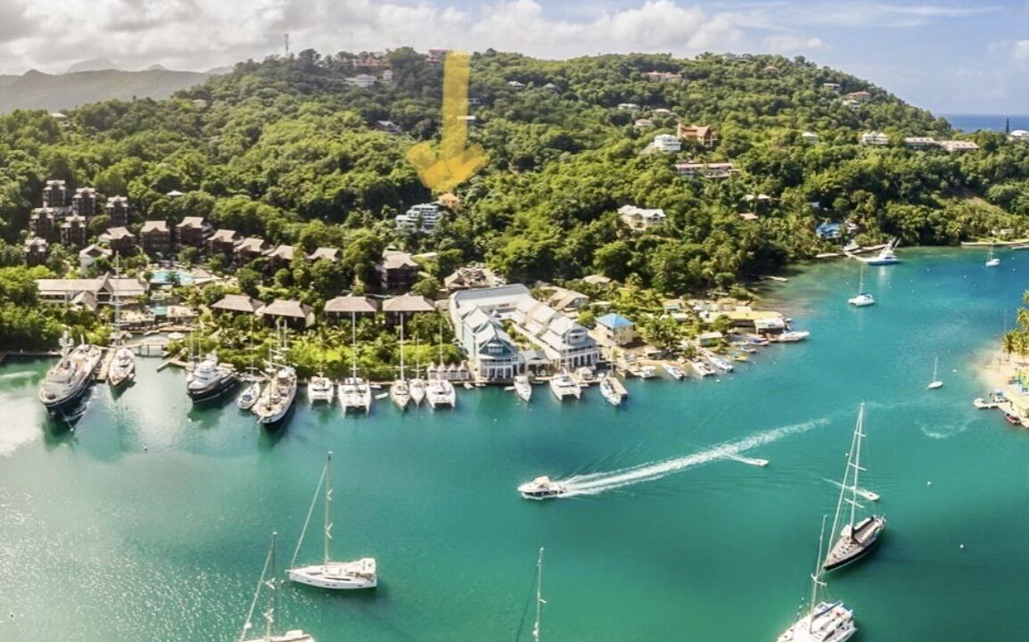 Photo of Others in Marigot Bay