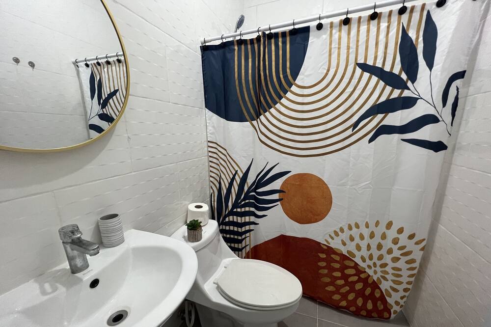 Photo of Bathroom in Veron
