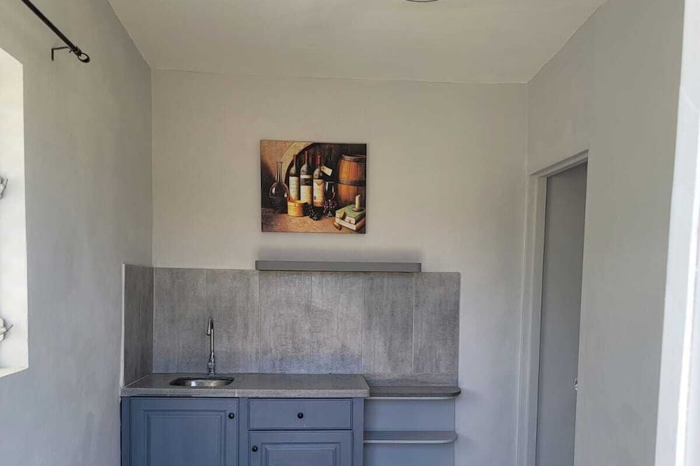 Photo of Kitchen in Cave Hill Estate