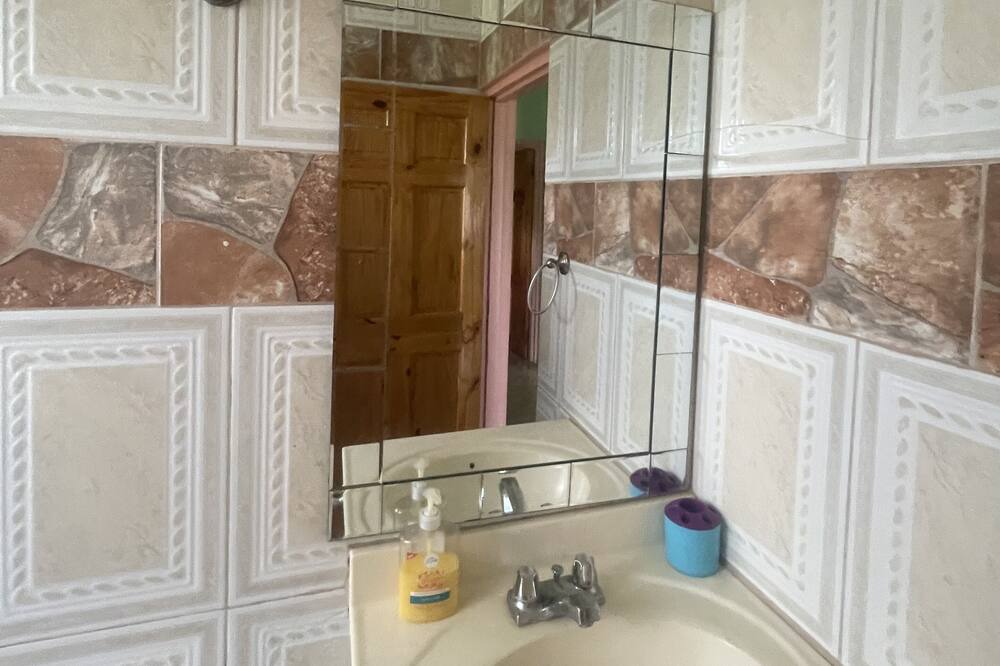 Photo of Bathroom in Piaye