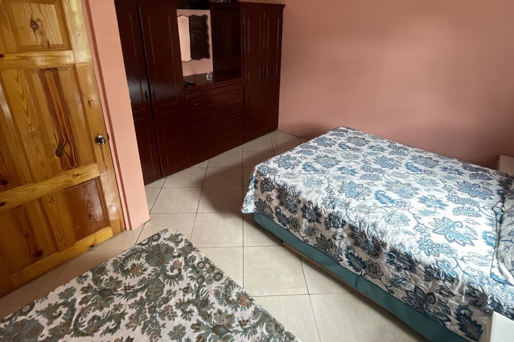Photo of Bedroom in Piaye