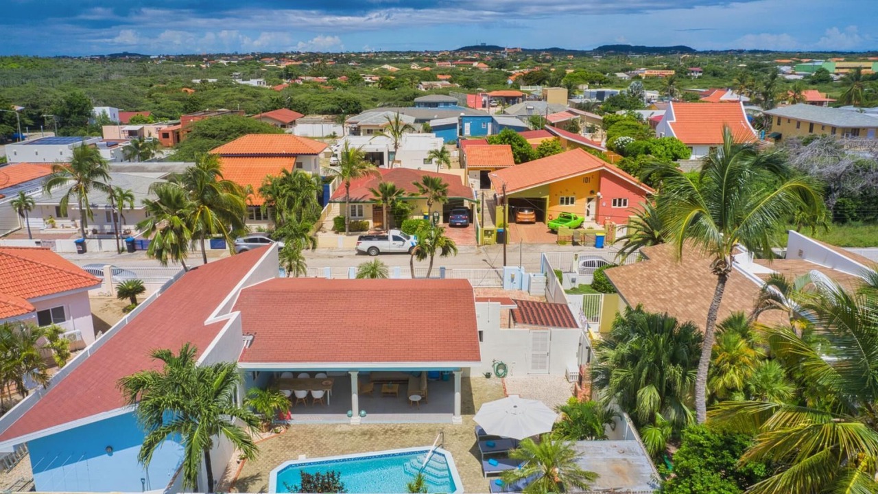 Photo of Others in Oranjestad