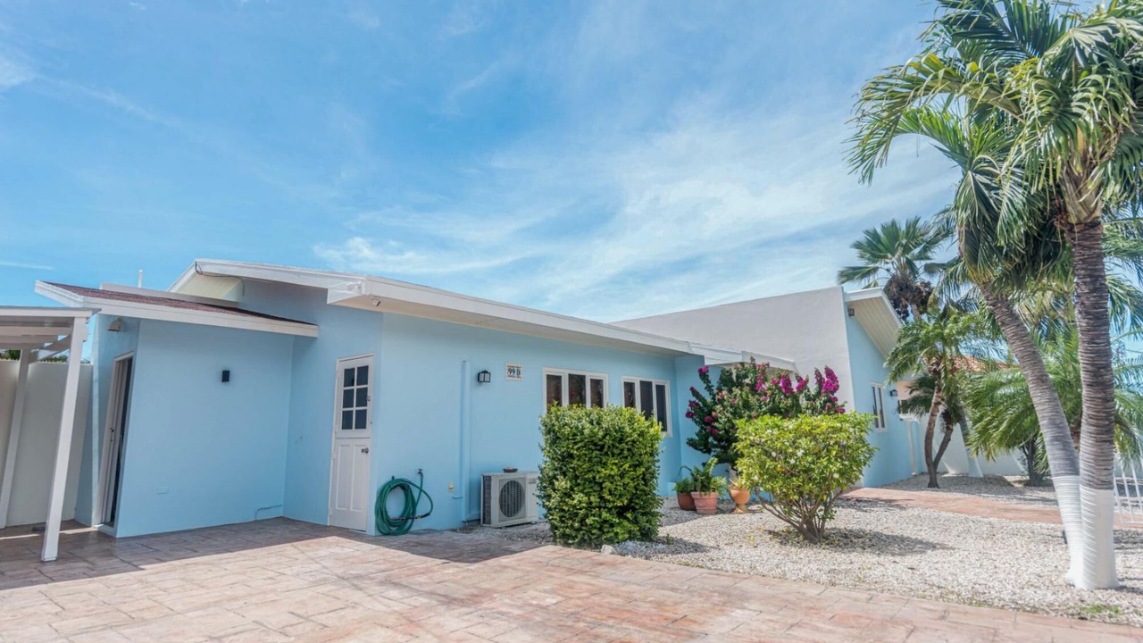 Photo of Others in Oranjestad