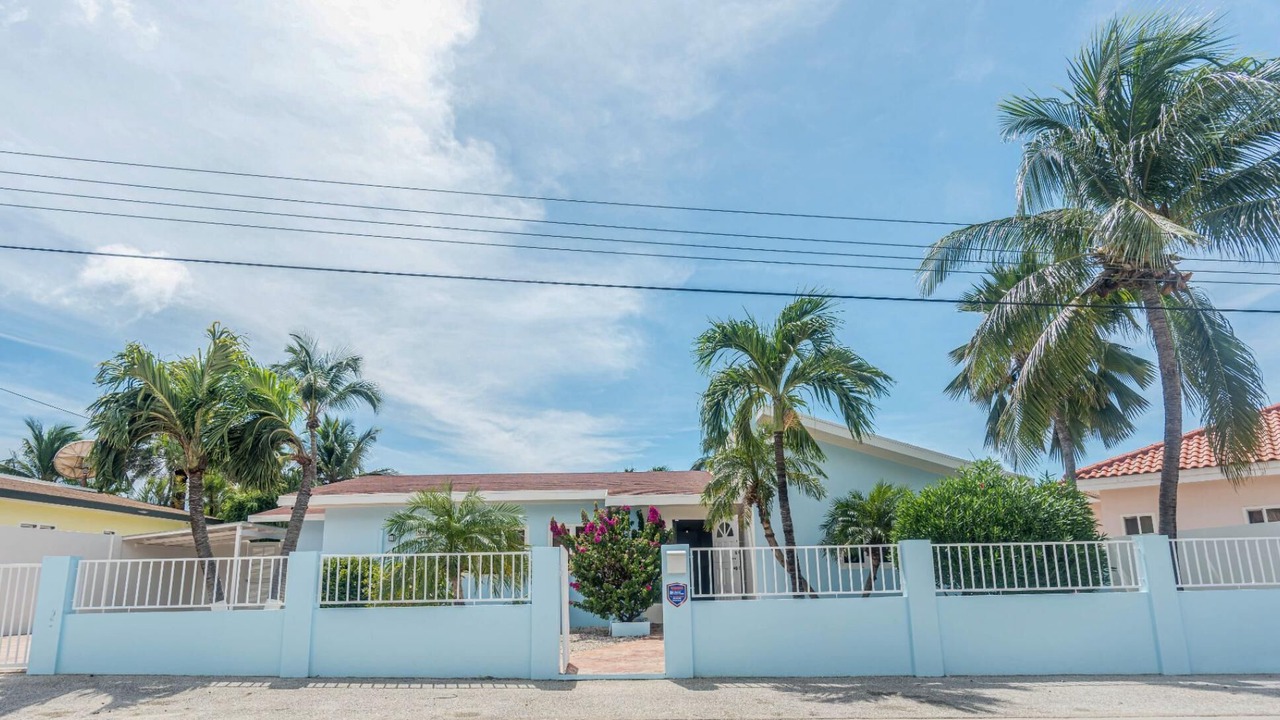Photo of Others in Oranjestad