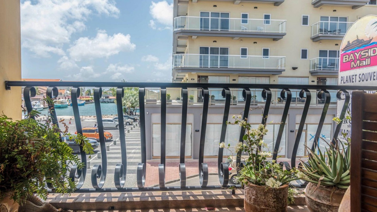 Photo of Others in Oranjestad-West