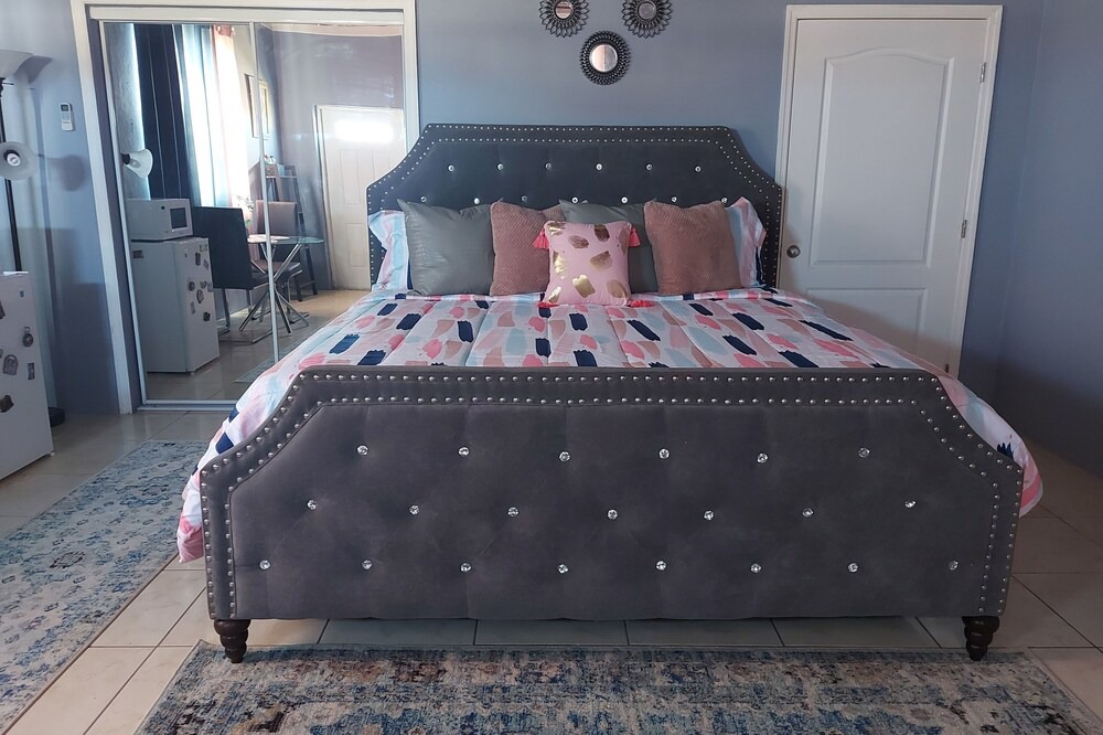 Photo of Bedroom in Cockburn Town