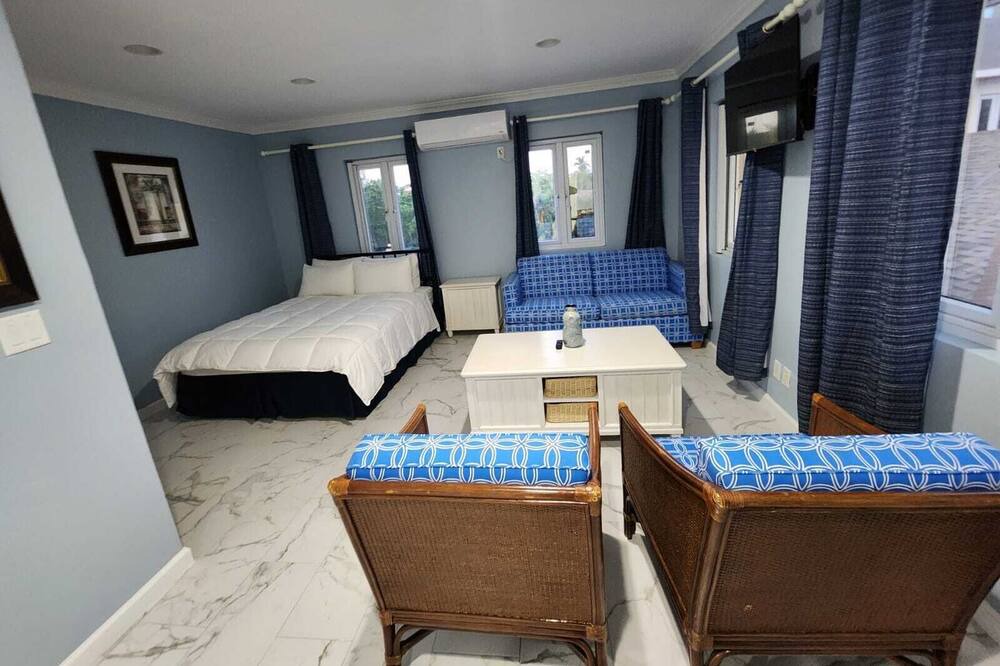 Photo of Bedroom in Nassau