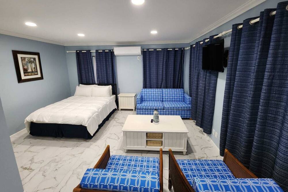 Photo of Bedroom in Nassau