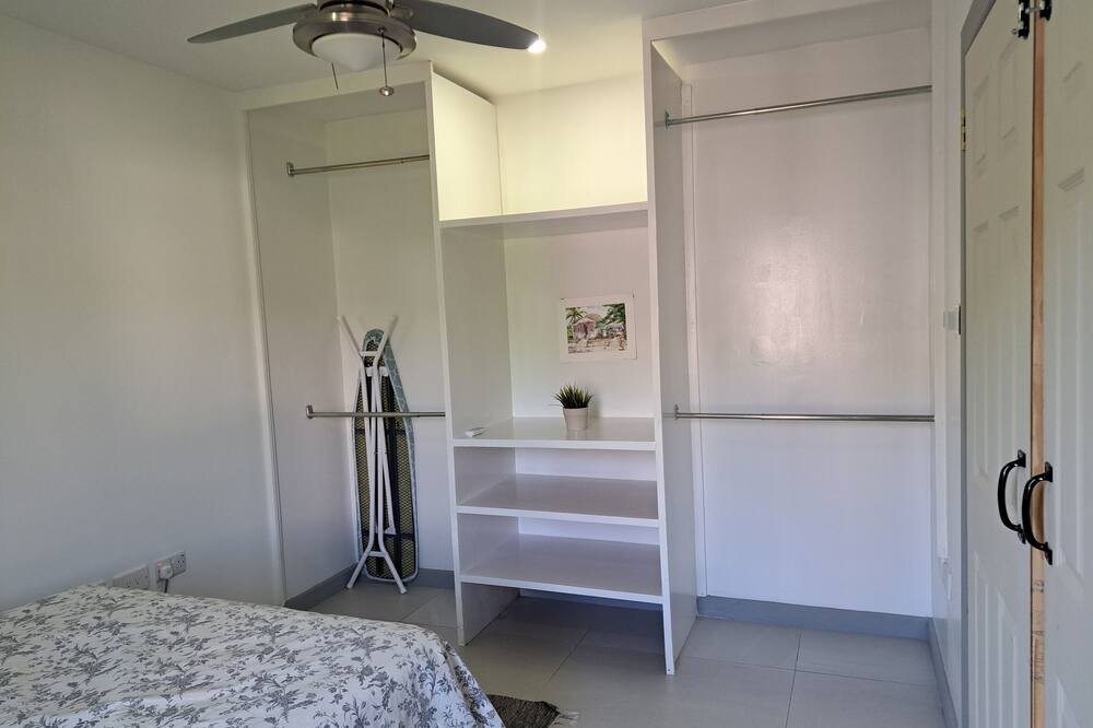 Photo of Bedroom in Calivigny
