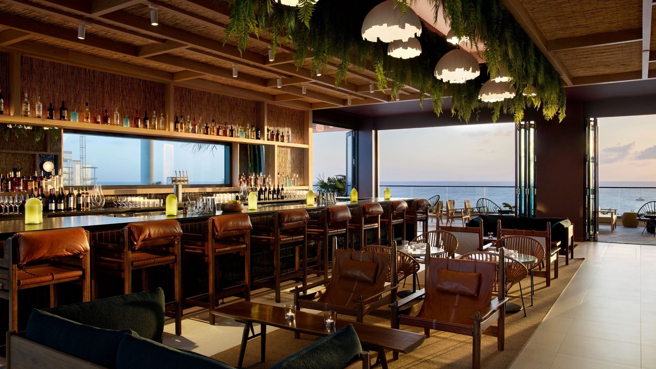 Photo of Others in Seven Mile Beach