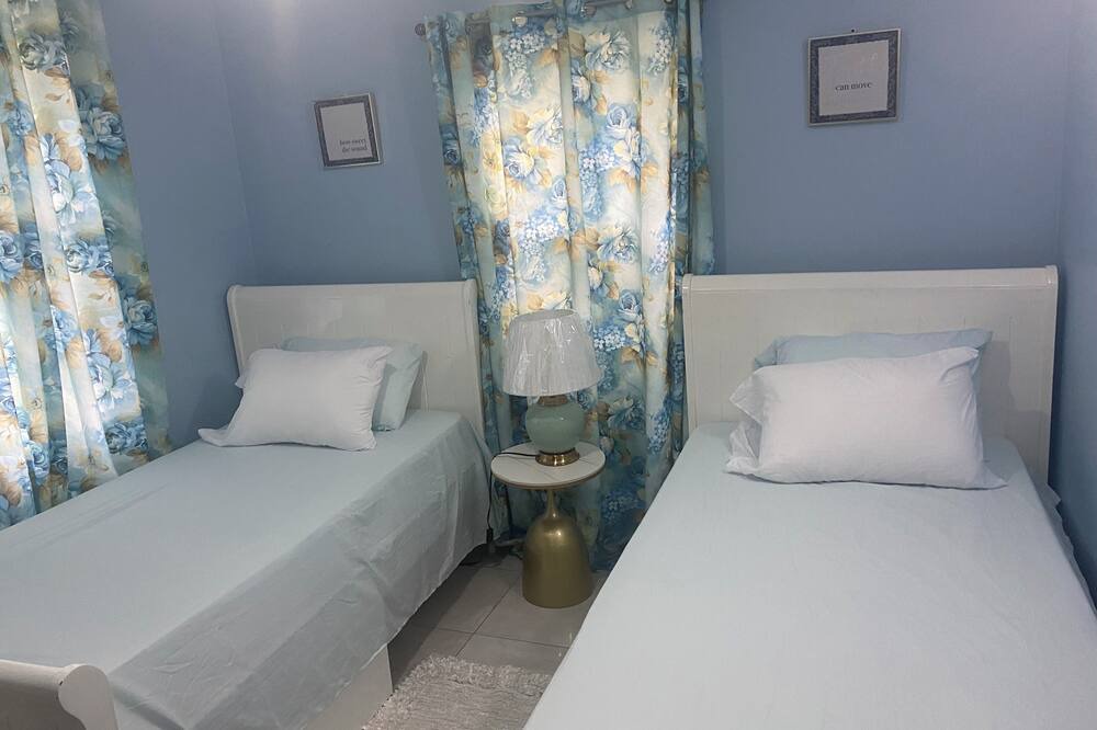 Photo of Bedroom in Portmore