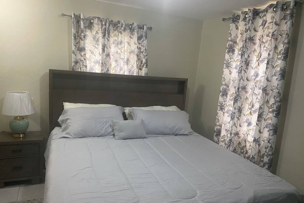Photo of Bedroom in Portmore