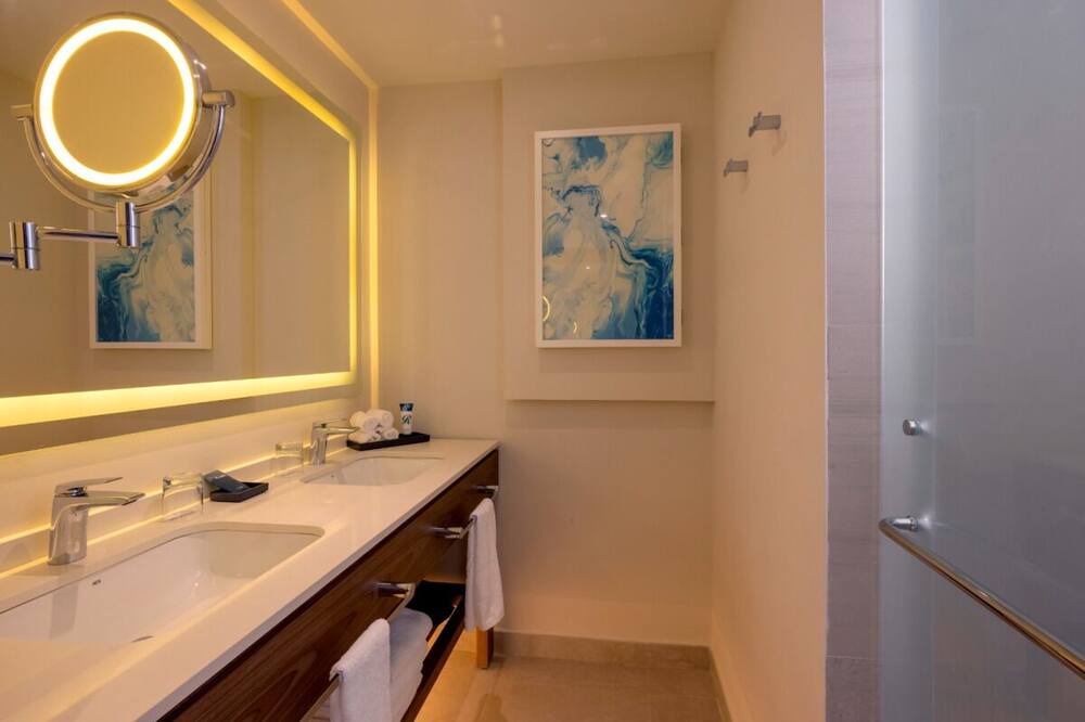 Photo of Bathroom in Morne Rouge