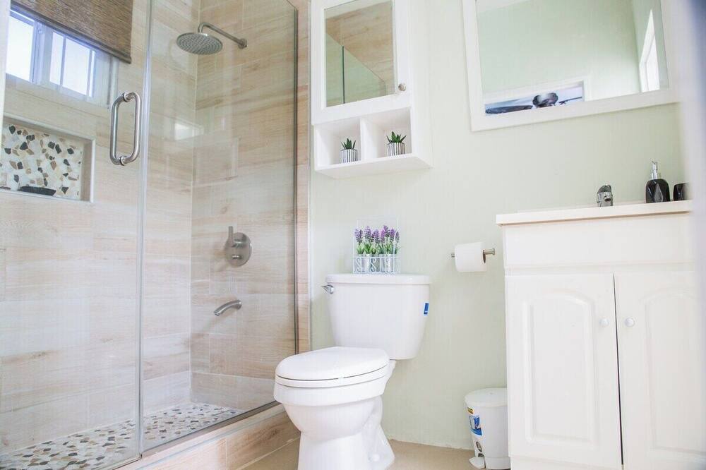 Photo of Bathroom in Camperdown