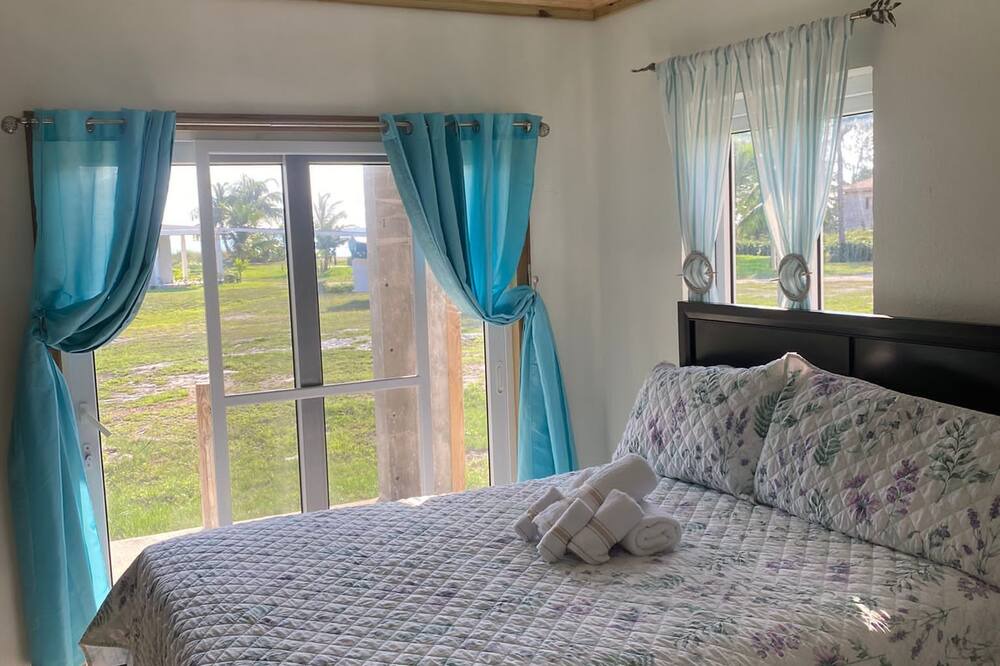 Photo of Bedroom in Rolleville