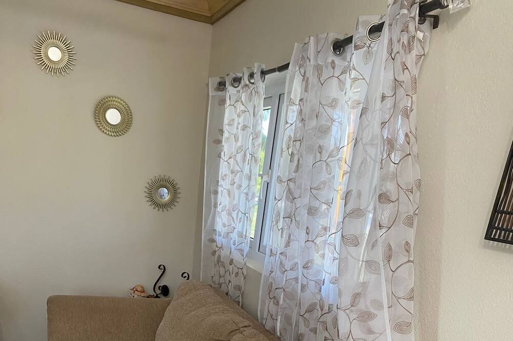 Photo of Livingroom in Rolleville