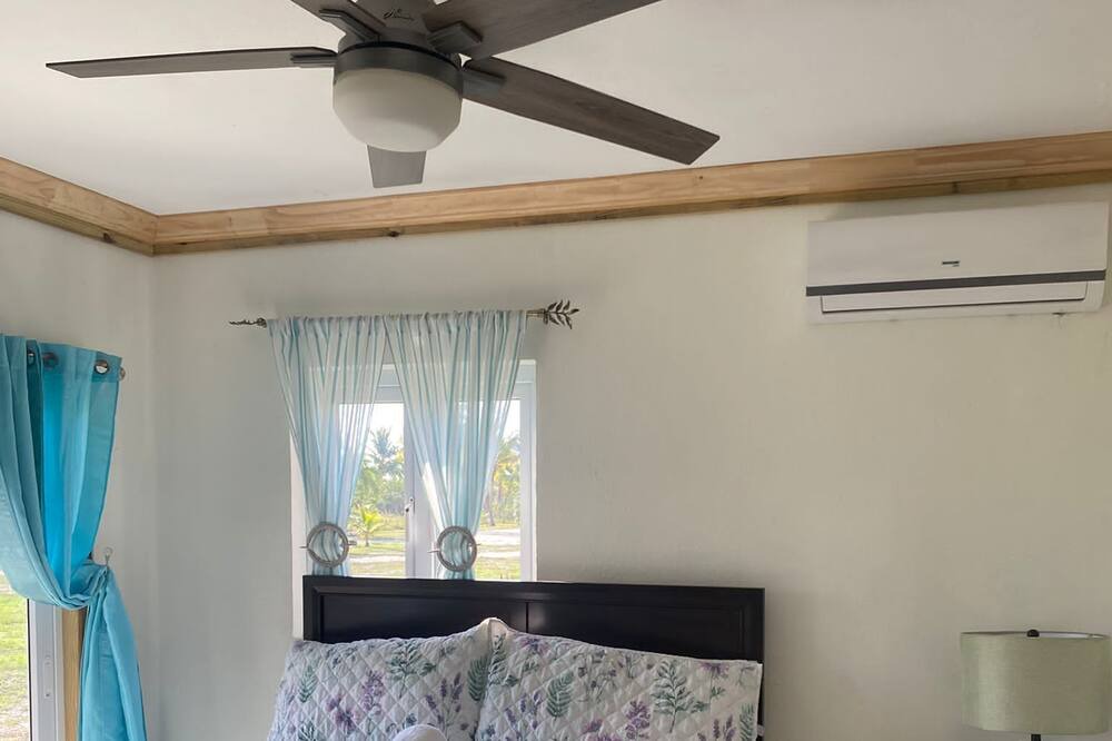 Photo of Bedroom in Rolleville