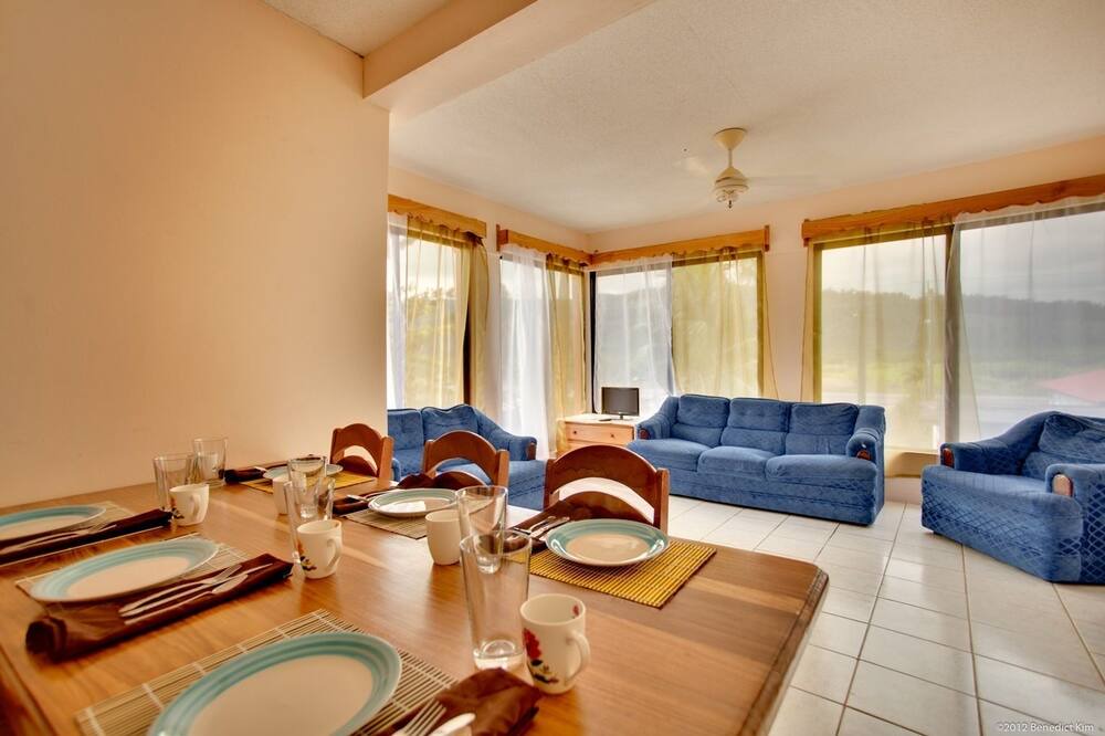 Photo of Livingroom in Pomona
