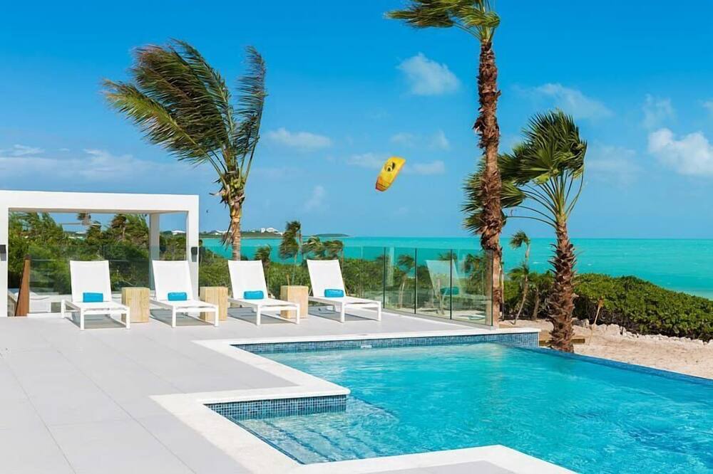 Photo of Outdoor in Long Bay
