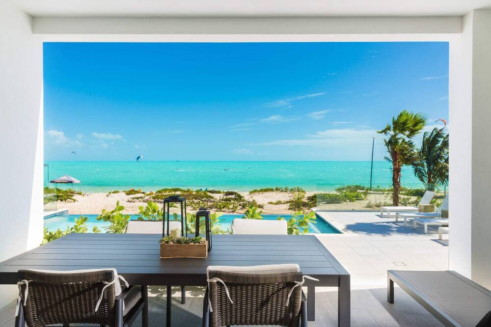 Photo of Patio Balcony in Long Bay