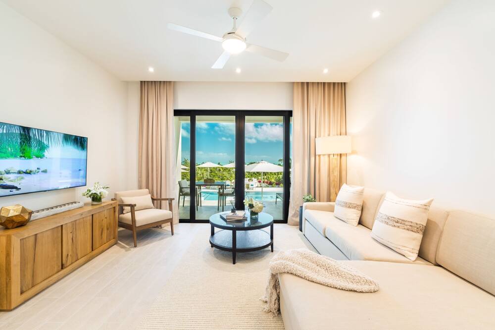 Photo of Bedroom in Long Bay