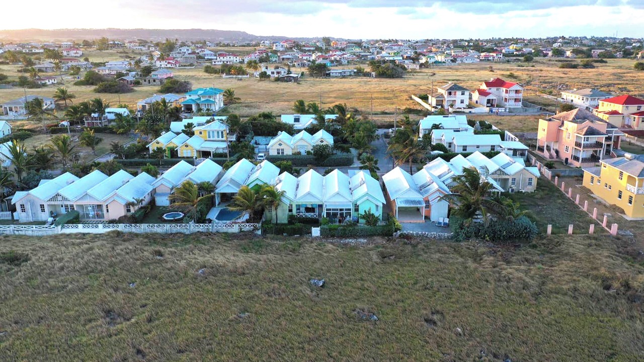 Photo of Outdoor in Apple Hall
