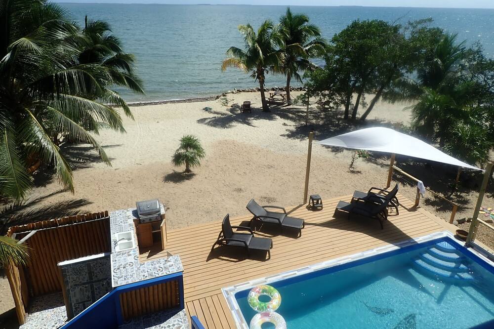 Photo of Outdoor in Caribbean Way