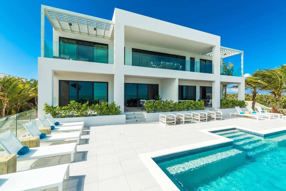 Photo of Outdoor in Long Bay Hills