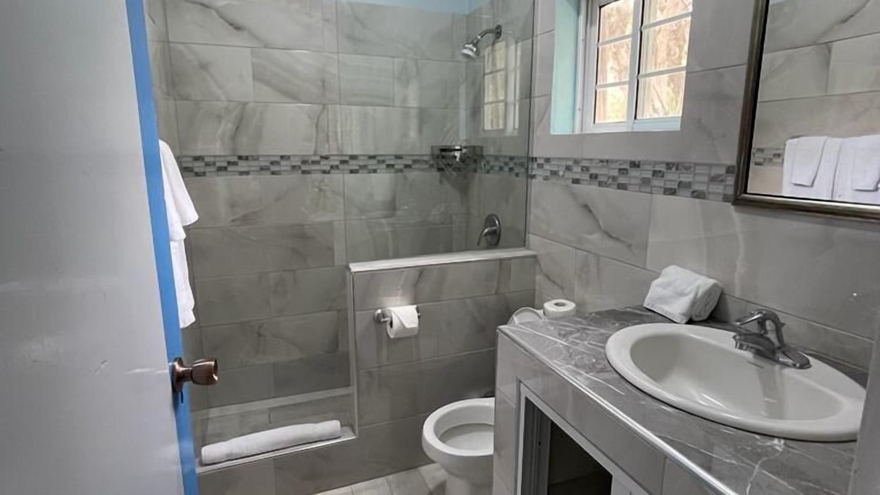Photo of Bathroom in Ocho Rios