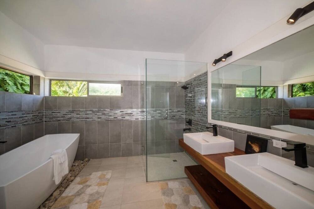 Photo of Bathroom in Rural Hill