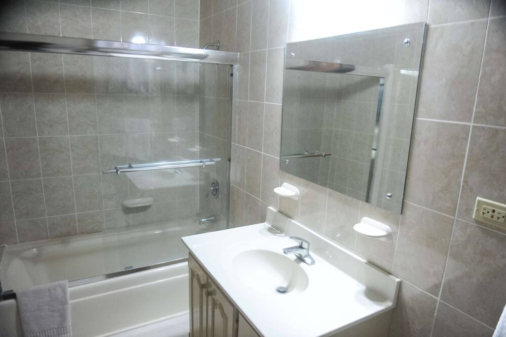 Photo of Bathroom in Silver Sands