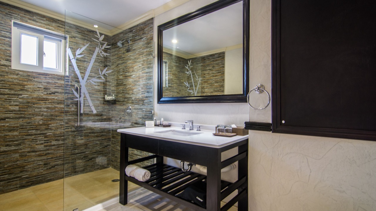 Photo of Bathroom in Runaway Bay