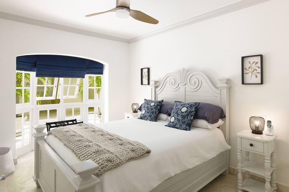 Photo of Bedroom in Merlin Bay