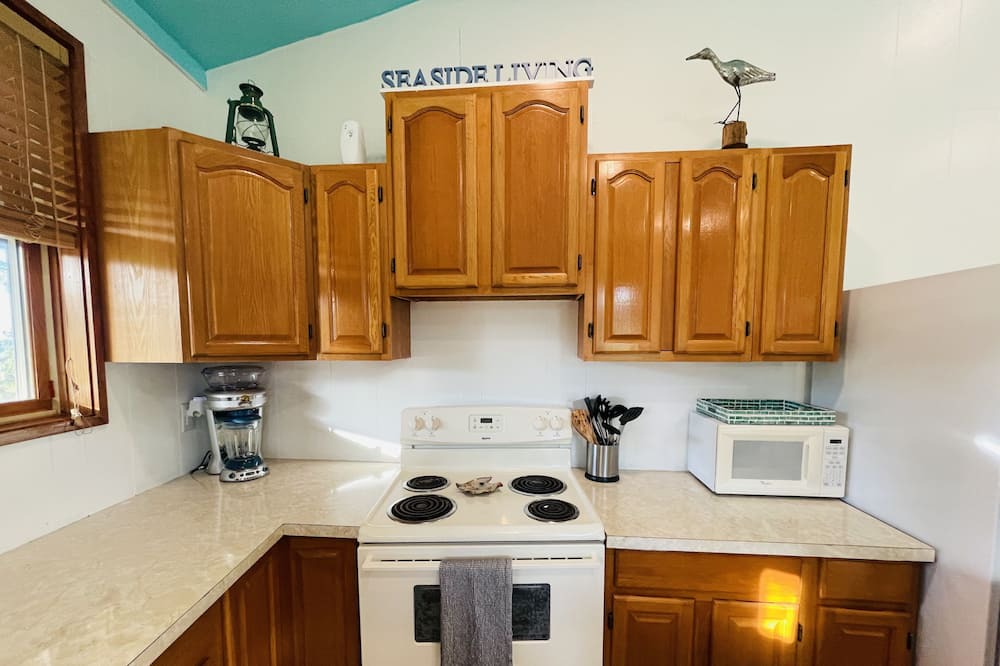 Photo of Kitchen in Gregory Town