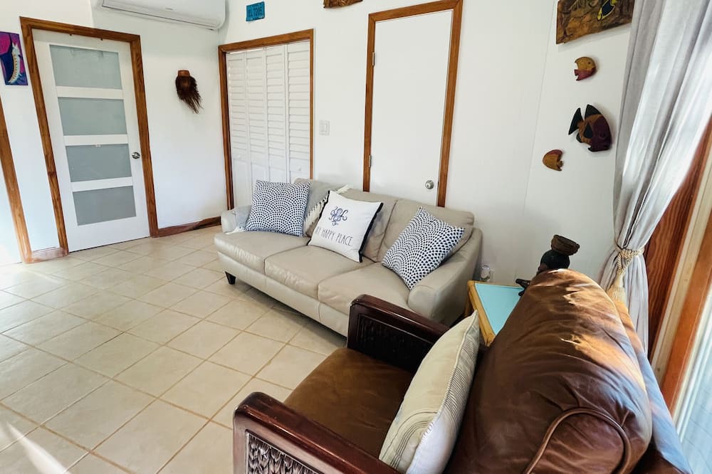 Photo of Livingroom in Gregory Town