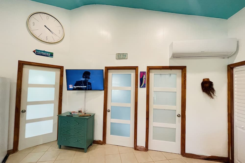 Photo of Bedroom in Gregory Town