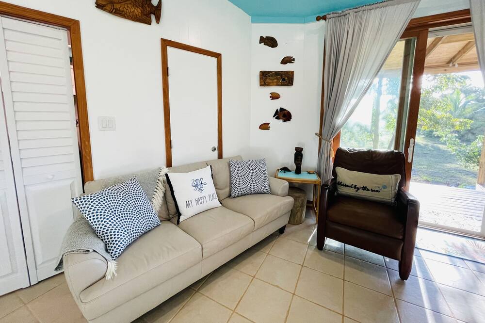 Photo of Livingroom in Gregory Town