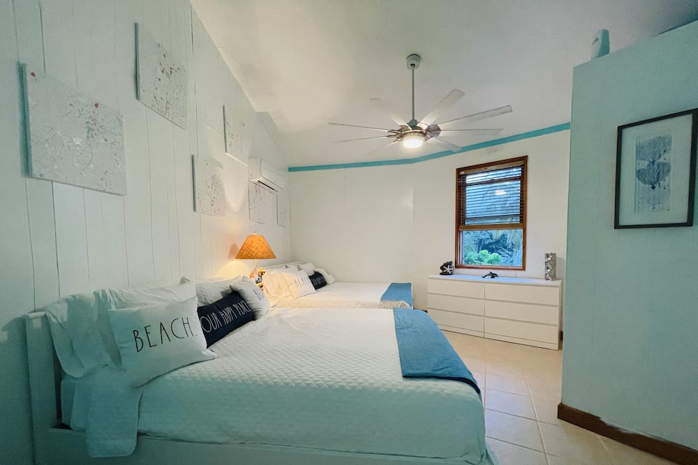 Photo of Bedroom in Gregory Town