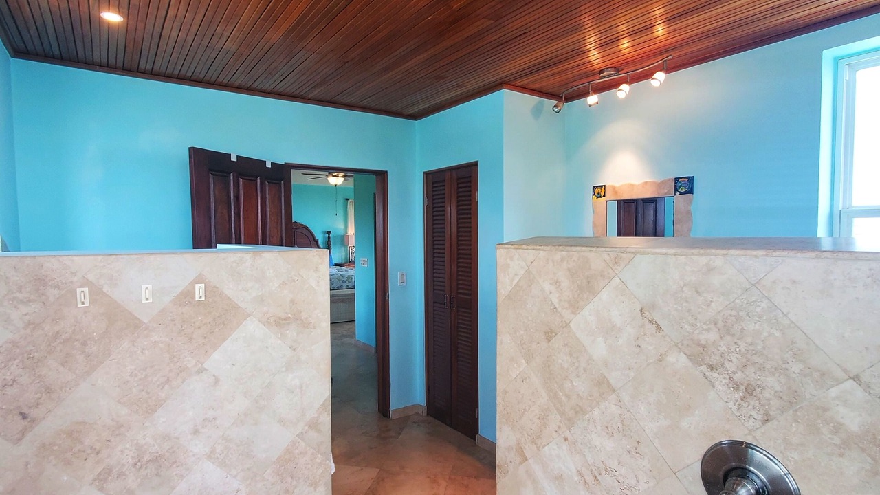 Photo of Bathroom in Placencia