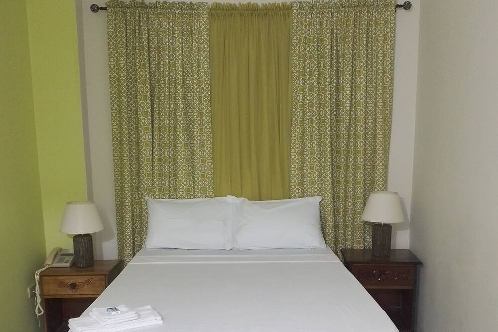 Photo of Bedroom in Kencot