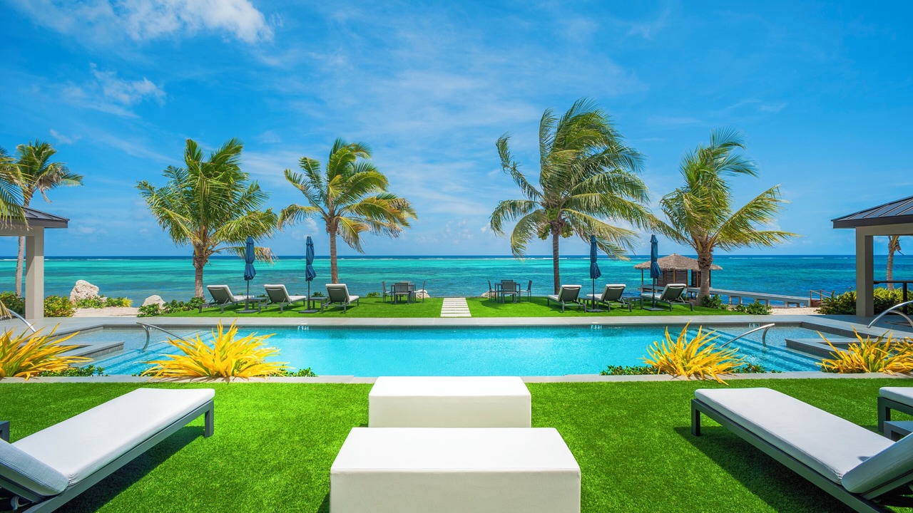 Photo of Patio Balcony in Bodden Town
