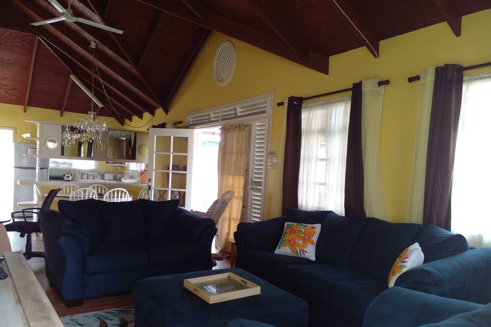 Photo of Livingroom in Gros Islet