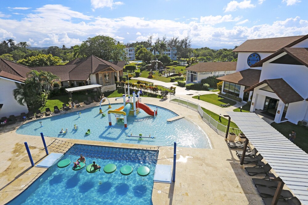 Photo of Outdoor in Los Brazos
