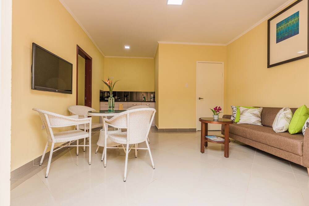 Photo of Livingroom in Opal