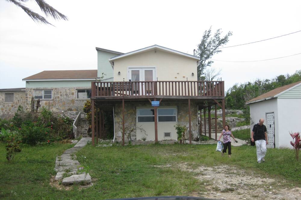 Photo of Outdoor in Current