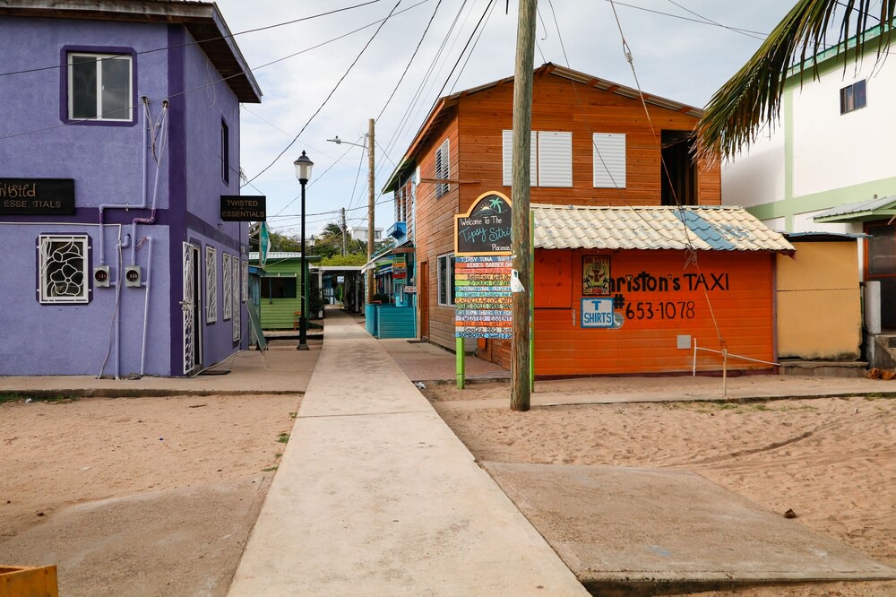 Photo of Others in Surfside
