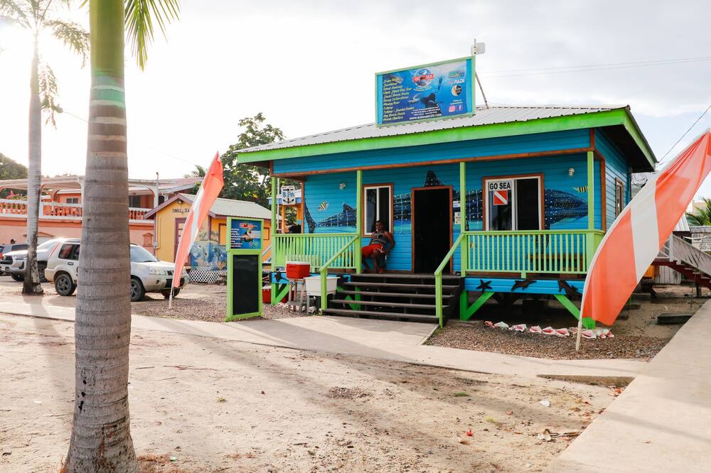 Photo of Others in Surfside