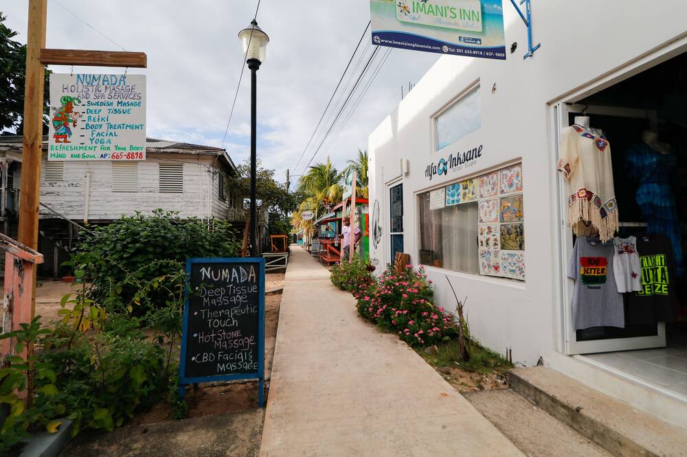 Photo of Others in Surfside